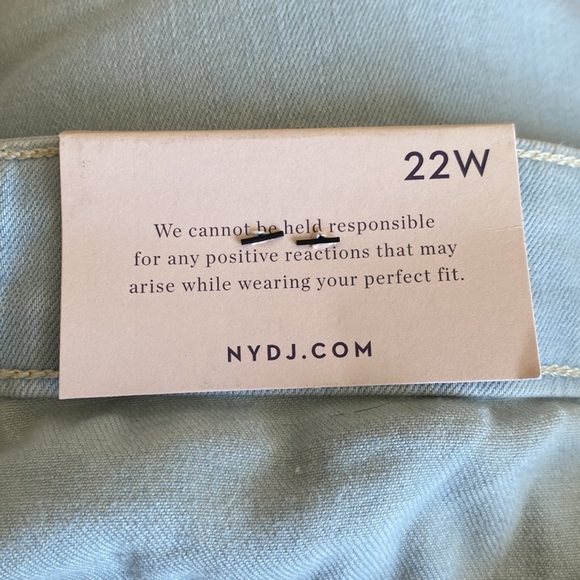 NYDJ - Valhalla Wide Leg Capri Pant with Fray Hem NWT - Picture 7 of 14